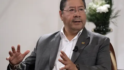 El presidente Luis Arce en entrevista con Cadena A