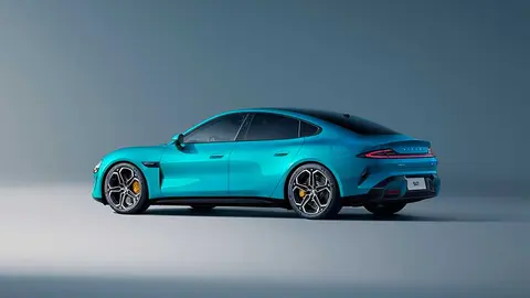 XIAOMI-SU7