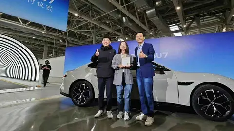 XIAOMI-SU7