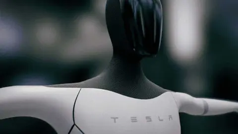 TESLA-ROBOT