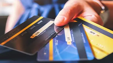 TARJETAS-DE-DEBITO