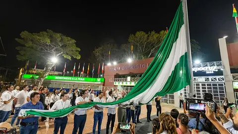 BANDERA-CRUCE&Ntilde;A-01