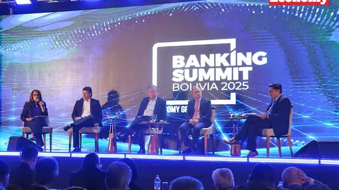 El exitoso foro Banking Summit Bolivia 2025 congreg&oacute; a los principales l&iacute;deres y ejecutivos de la banca