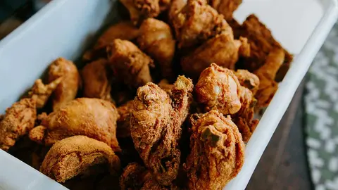 DIA-DEL-POLLO-FRITO