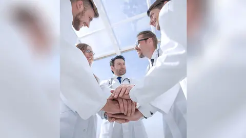 CLINICA-DE-LAS-AMERICAS