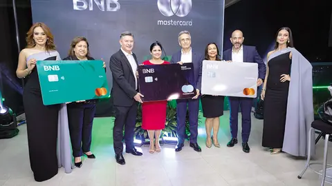 Ejecutivos del BNB  durante el lanzamiento del nuevo portafolio corporativo en Santa Cruz