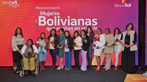 BANCOSOL-AVANZA-MUJER-01
