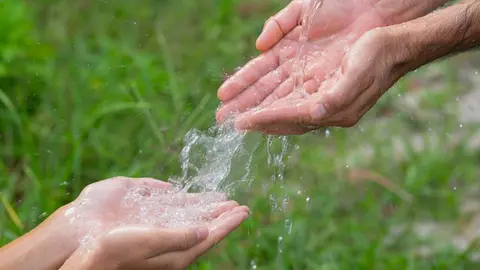 La estrategia local de Tigre se alinea con el prop&oacute;sito regional de liderazgo en sistemas de conducci&oacute;n de agua, apoy&aacute;ndose en tres pilares fundamentales: eficiencia, innovaci&oacute;n y excelencia operativa.