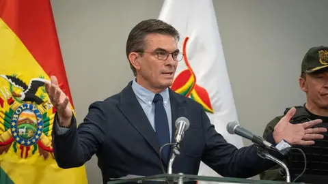 El-presidente-Rodrigo-Paz-en-un-acto-publico.-Foto-Min.-Presidencia-3-1024x587