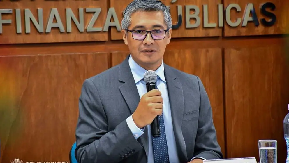 Espinoza destac&oacute; que la devoluci&oacute;n de estos recursos es resultado de una combinaci&oacute;n entre ajustes en la pol&iacute;tica econ&oacute;mica