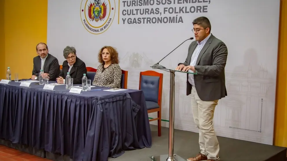 CONFERENCIA DE PRENSA "MEDIDAS DE CONTINGENCIA ANTE LA CRISIS PARA EL SECTOR TUR&Iacute;STICO, FOLKL&Oacute;RICO, CULTURAL Y GASTRON&Oacute;MICO"