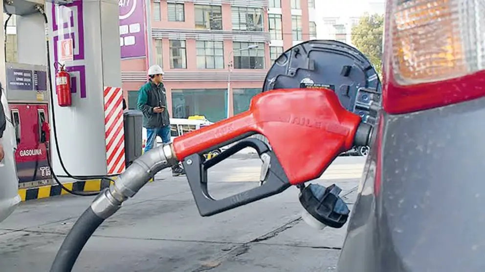 El Decreto Supremo permite mantener los precios actuales de los carburantes comercializados por Yacimientos Petrol&iacute;feros Fiscales Bolivianos (YPFB).