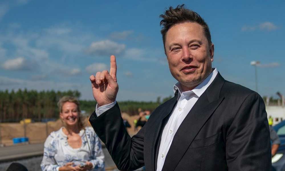 ELON-MUSK-MILLONARIOS-2