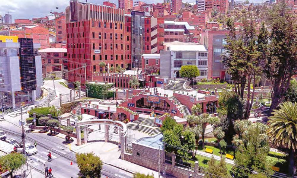 PREMIOS-MAYA-UCB