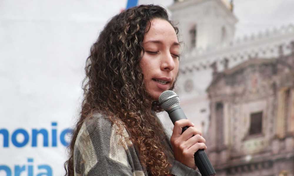 AUTORA-BOLIVIANA-MELISA-SAUMA-1
