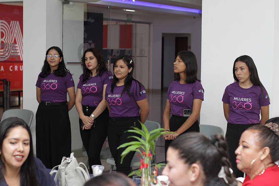 AWE-MUJERES-03