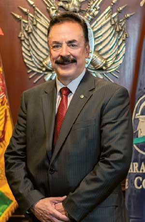 Jaime Ascarrunz, presidente de la CNC Bolivia tiene potencial para atraer inversiones extranjeras, pero enfrenta limitaciones legales e institucionales que las frenan.