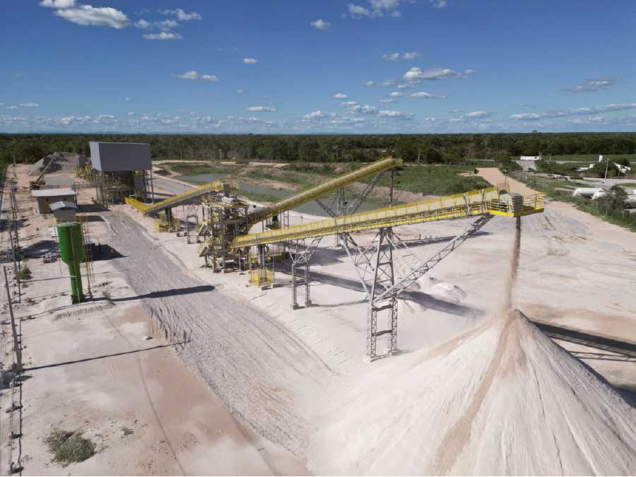 Yacuses. Itacamba inaugura su nueva planta de insumos agrícolas