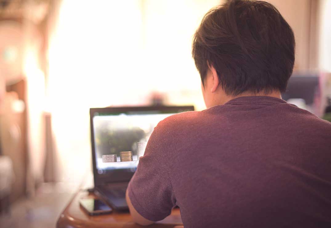 La UCB cuenta con plataformas tecnológicas avanzadas y acceso a bibliotecas digitales
