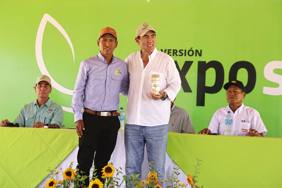 GS 50R 48.
Fue una de las variedades presentadas en Exposoya, diseñada para suelos livianos e intermedios