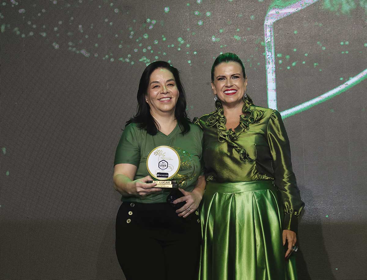 Esfuerzo.  Nercy Palenque destacó el compromiso de la fuerza laboral de Nexocorp