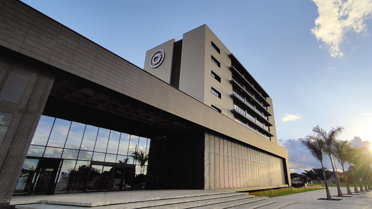 UNIVALLE-03